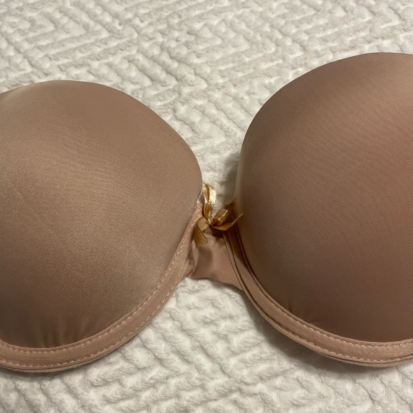 (2) CHINESE LAUNDRY push up bras - Picture 8 of 13
